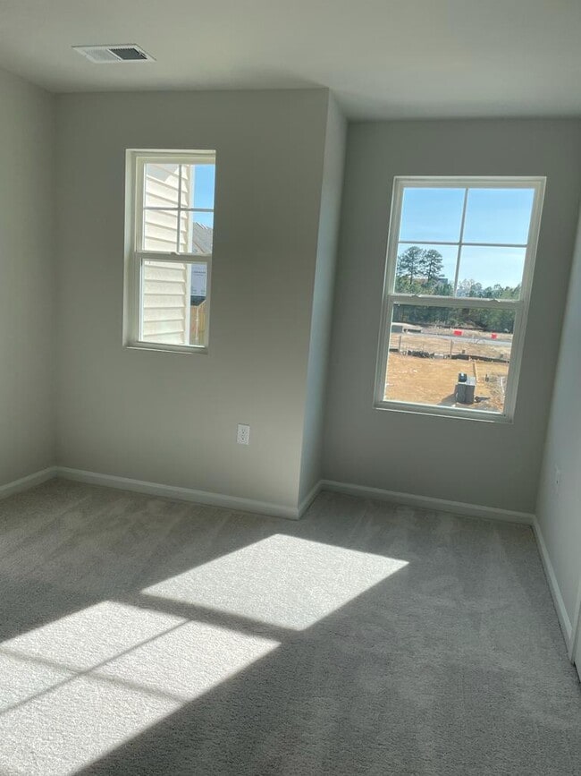 Building Photo - 5019 Arkose Dr