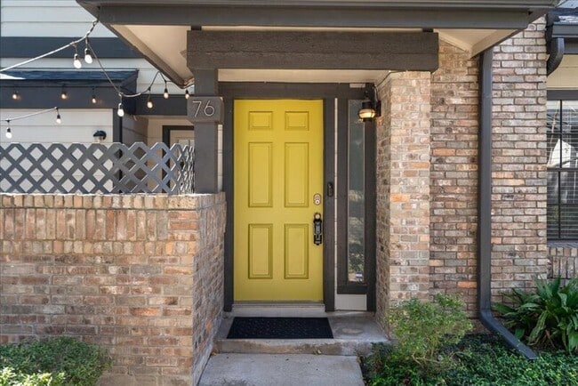 Building Photo - 1748 Ohlen Rd