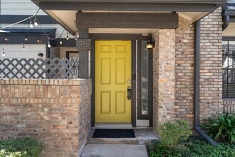 Building Photo - 1748 Ohlen Rd