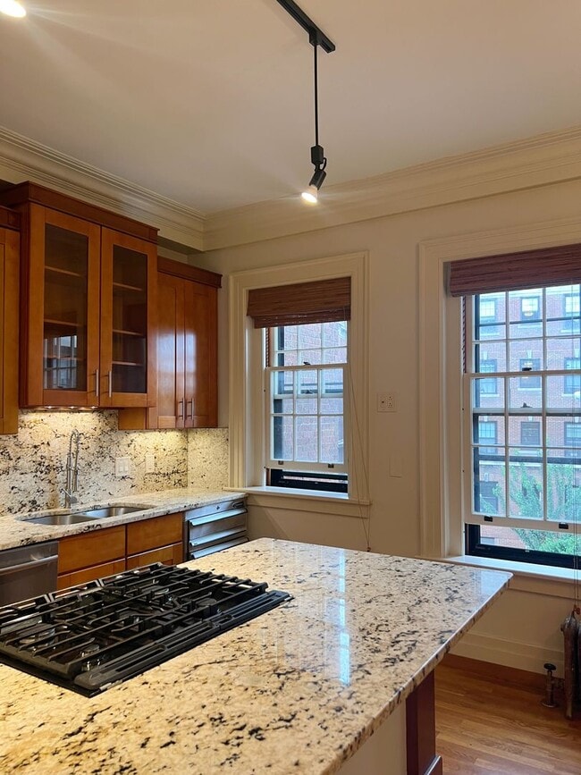Interior Photo - DelNord