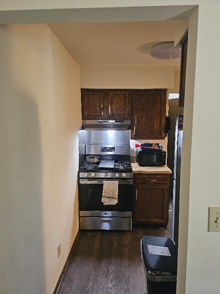Building Photo - 4231 N 104th St