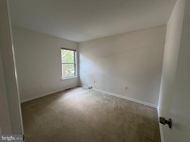 Building Photo - 1016 Timber Creek Dr