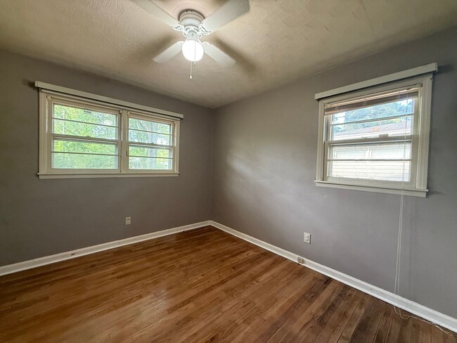 Building Photo - Welcome Home to Comfort and Charm in Decat...