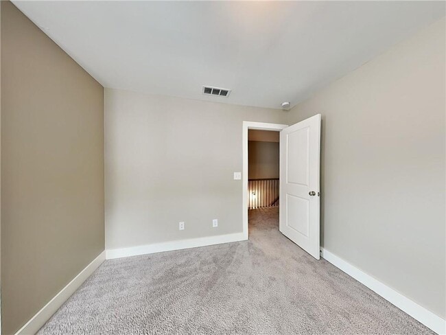 Building Photo - 6423 Shalks Xing Dr