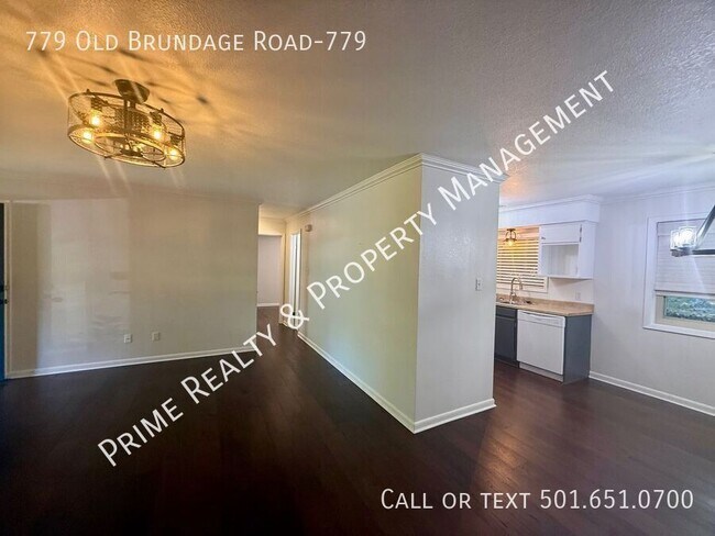 Building Photo - 779 Old Brundage Rd