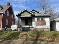 Building Photo - 5037 Plover Ave