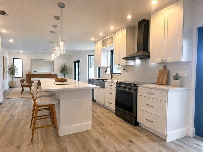 Building Photo - 10920 Haydn Dr