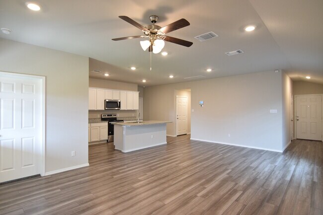 Building Photo - 8419 Brahma Plns Rd