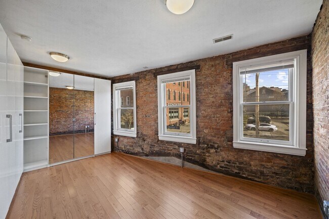 Building Photo - 4213 Butler St