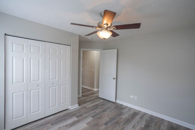Building Photo - 564 Rose Cottage Cir