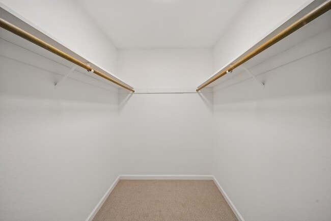 Building Photo - 1406 Cedarwood Dr