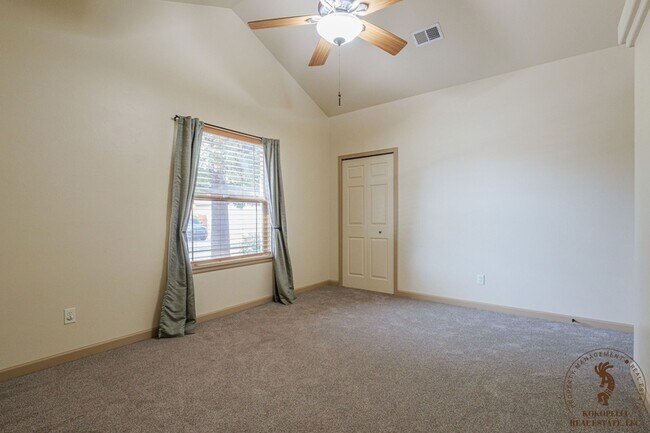 Building Photo - 3090 Aberdeen Ln