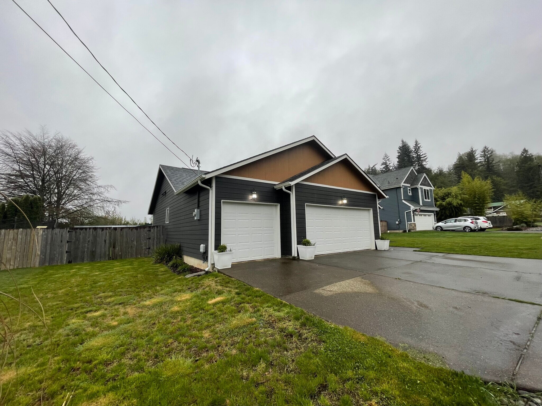 Building Photo - 627 N 3rd St