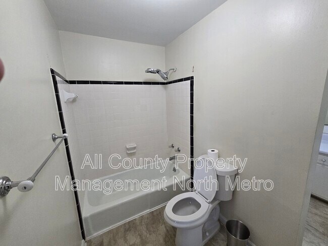 Building Photo - 2367 Graysville Rd