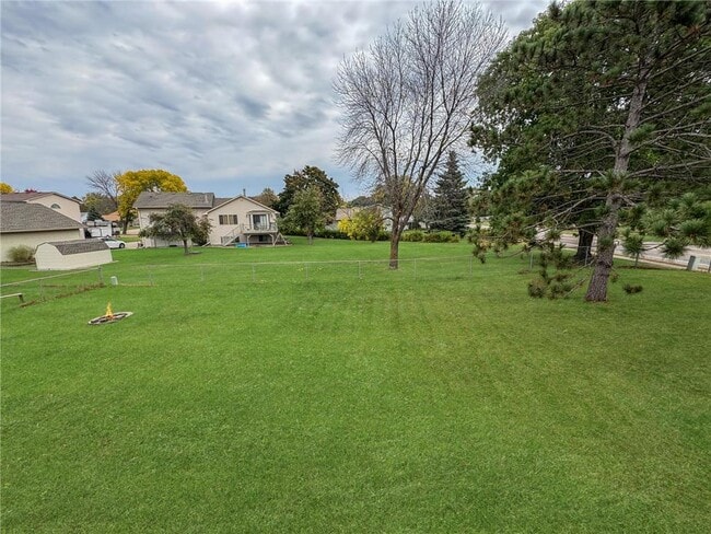 Building Photo - 9700 Thomas Ave N