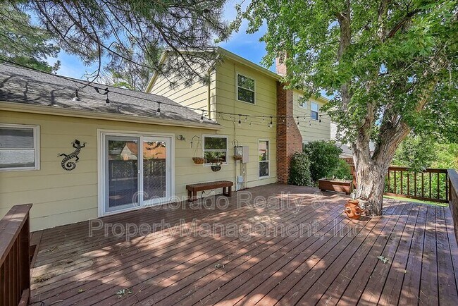 Building Photo - 2430 S Eagle Way