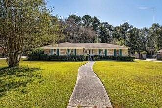 Building Photo - Charming 3 Bed 2 Ba Home Close to Saraland