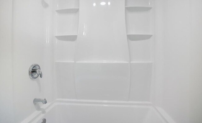 Building Photo - 5123 Peachtree St