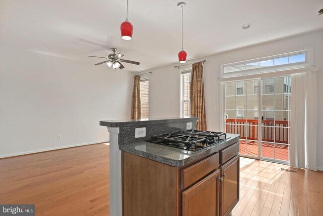 Building Photo - 22052 Dilworth Square