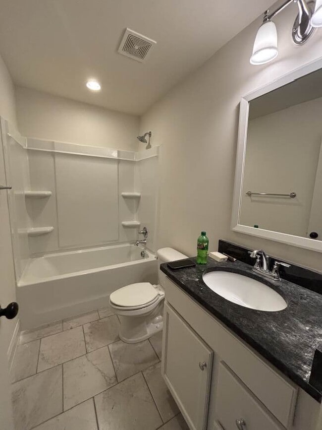 Building Photo - 4147 Lennox Wy