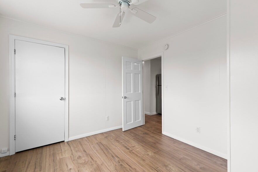 Building Photo - 497 Winnacunnet Rd