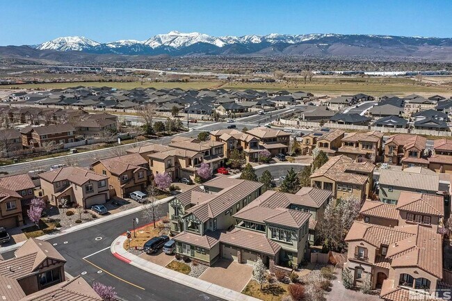 Building Photo - Damont Ranch Townhome Available to Lease Now