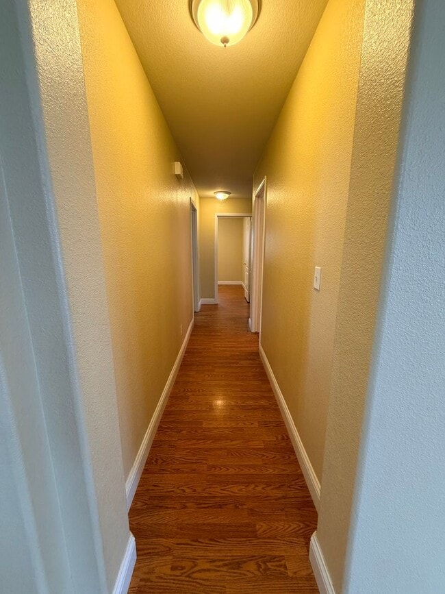 Building Photo - 710 Foothill St