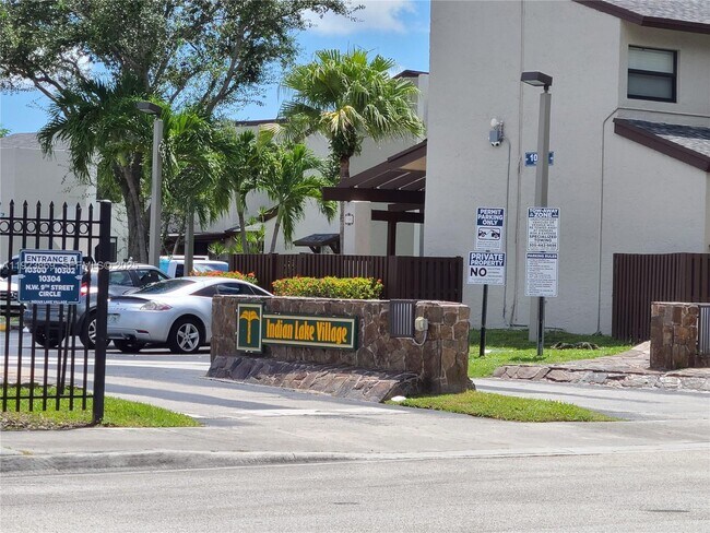 Building Photo - 10282 NW 9th St Cir