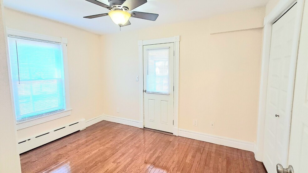 Building Photo - 531 Berkshire Ave