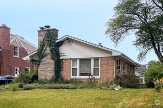 Building Photo - 4604 Sherwood Ave