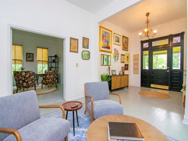 Building Photo - 2302 N Morgan St