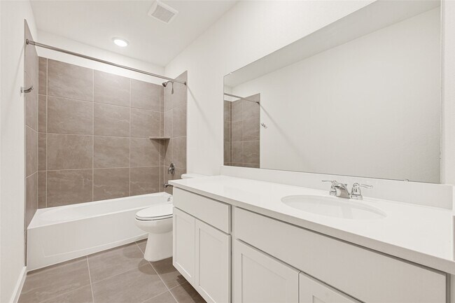 Building Photo - 4625 Peony Grn Dr