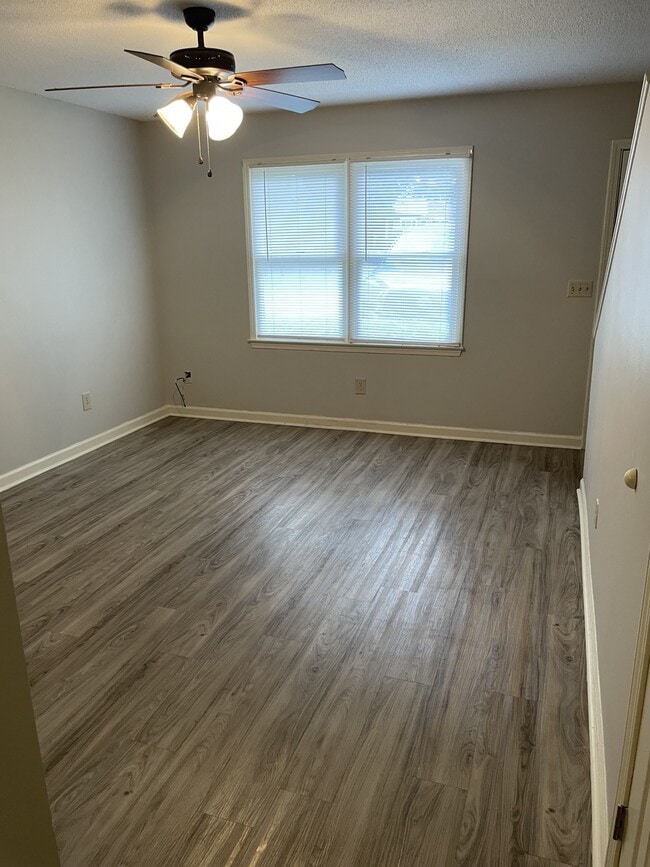 Building Photo - 9 Althea Cir