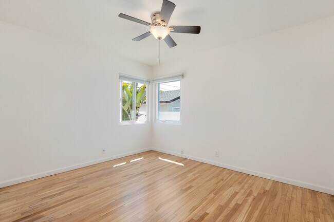 Building Photo - 158 Forbes Ln