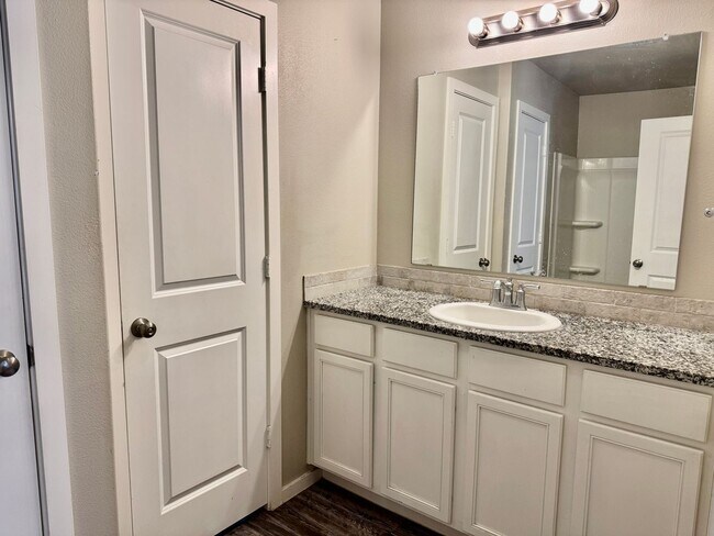 Building Photo - 2121 N Avenue J