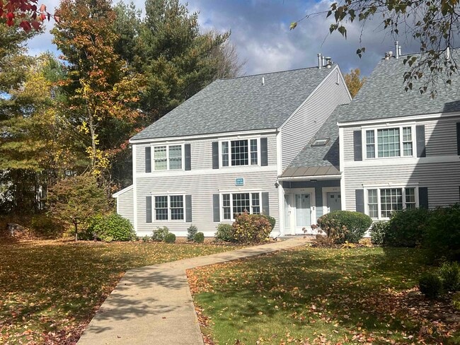 Primary Photo - 416 Springbrook Cir