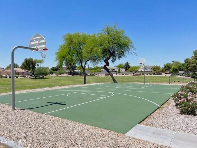 Building Photo - 3980 E Pinon Ct