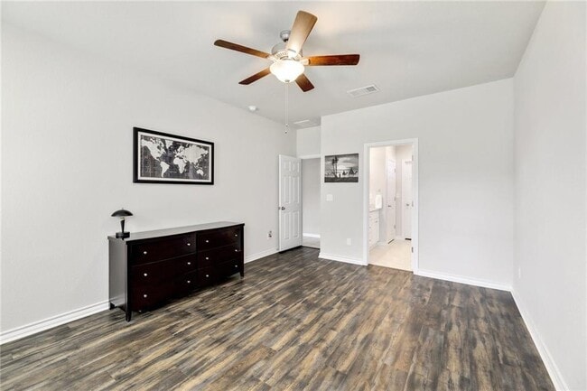 Building Photo - 204 Tulum Ter