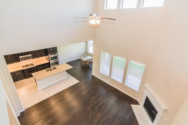 Building Photo - 25618 Fleming Lodge Ln