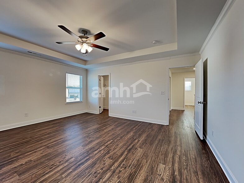 Building Photo - 4869 Chutney Dr