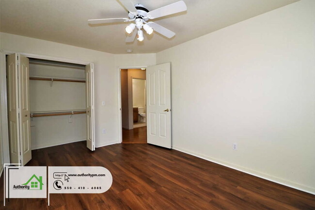 Building Photo - 2169 Sophy Pl
