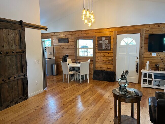 Building Photo - 24839 Felsen Dr