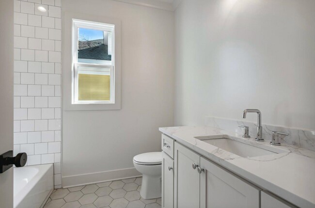 Building Photo - 2025 New Construction in the heart of Cent...