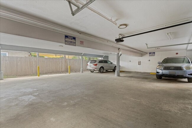 Building Photo - 1755 Sherman Pl