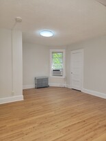 Building Photo - 114 Woodbridge Ave