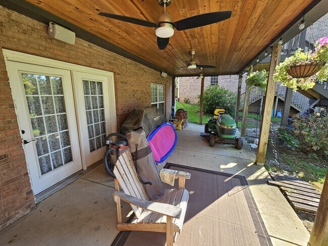 Building Photo - Lake Front Luxury in Chapin!