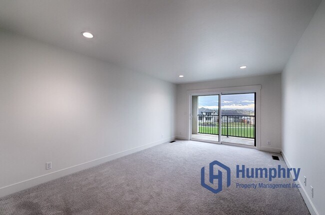 Building Photo - Brand new home stunning Valor Estates in Kuna