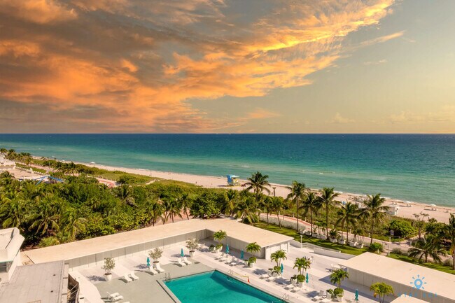 Building Photo - 5225 Collins Ave