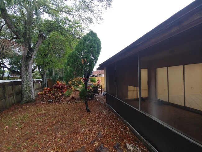 Building Photo - 4027 Audubon Dr