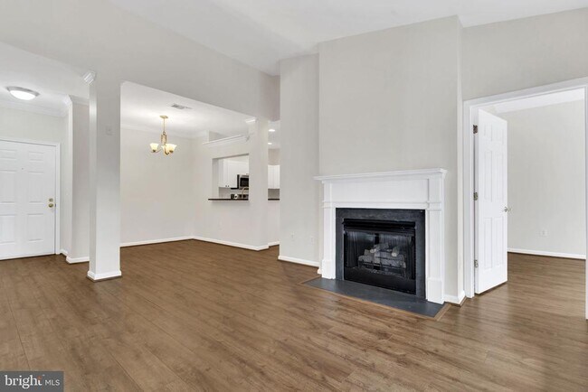 Building Photo - 4560 Strutfield Ln